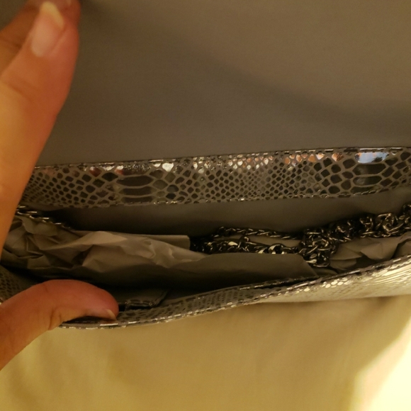 NWT WHBM Silver Clutch Handbag with Silver Chain Strap - Picture 3 of 5